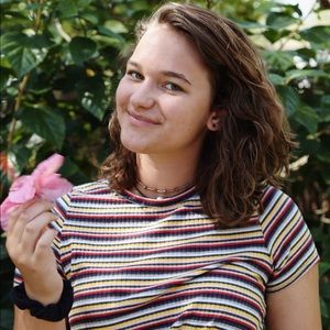 Meet your Posher, Marissa